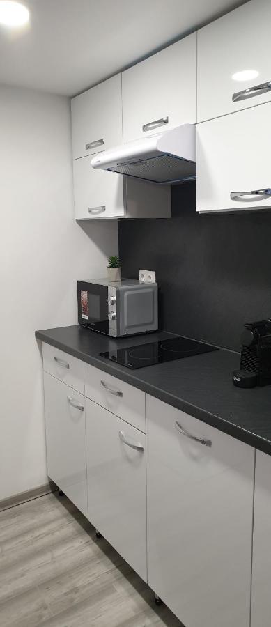 Belvarosi Apartman 2 Apartment Miskolc Luaran gambar