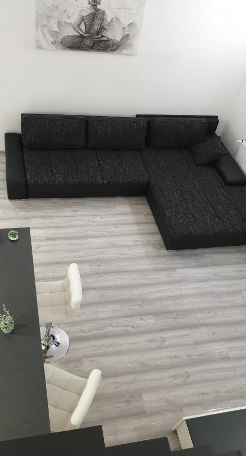 Belvarosi Apartman 2 Apartment Miskolc Luaran gambar